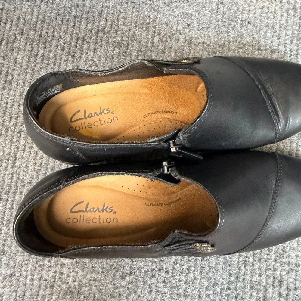 Clarks Emslie Collection Booties Women 7.5 Black Leather Zip Ornate Comfort